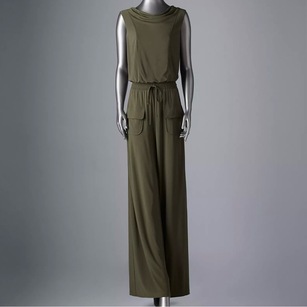 Simply Vera Olive Green Sleeveless Jumpsuit